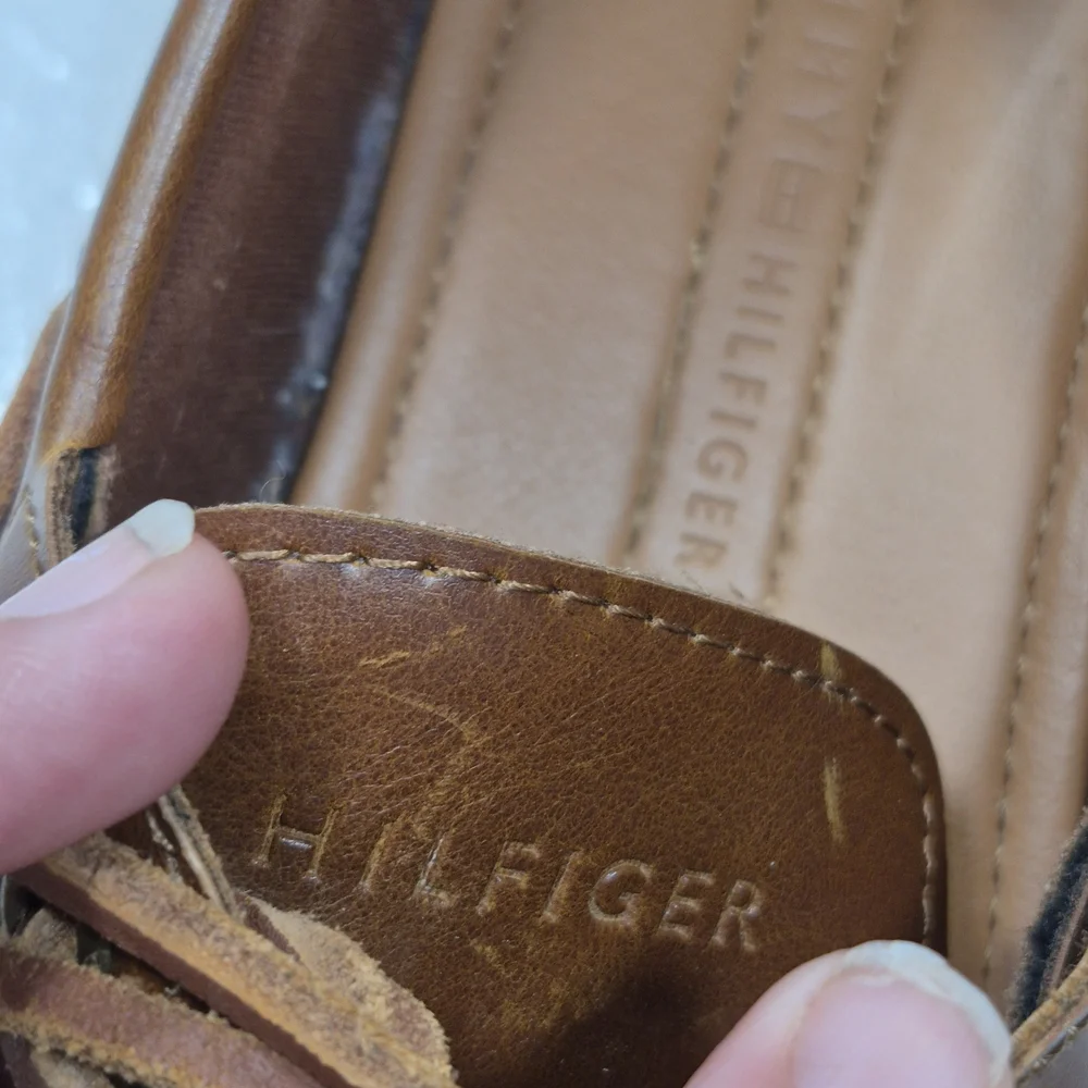 Tommy Hilfiger Brown Leather loafers